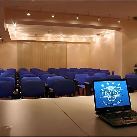 Hotel Bats Петріч Екстер'єр фото