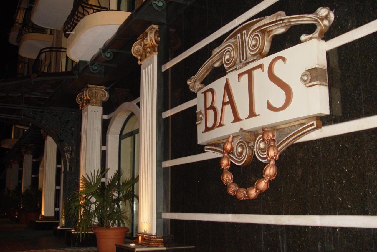 Hotel Bats Петріч Екстер'єр фото